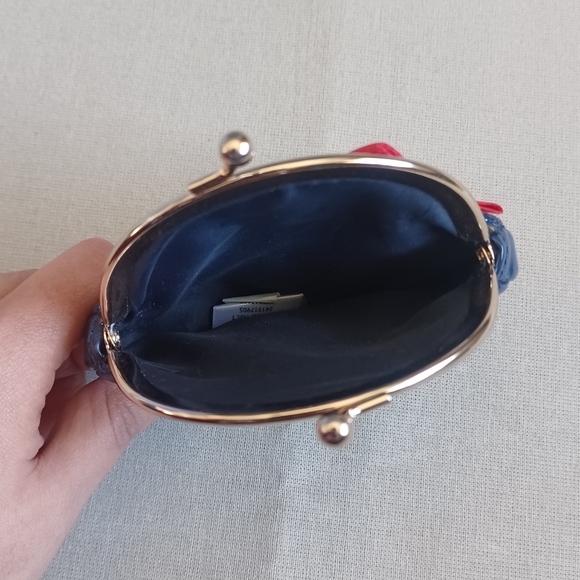 Gymboree Penguin Kiss Lock Coin Purse - Picture 5 of 10